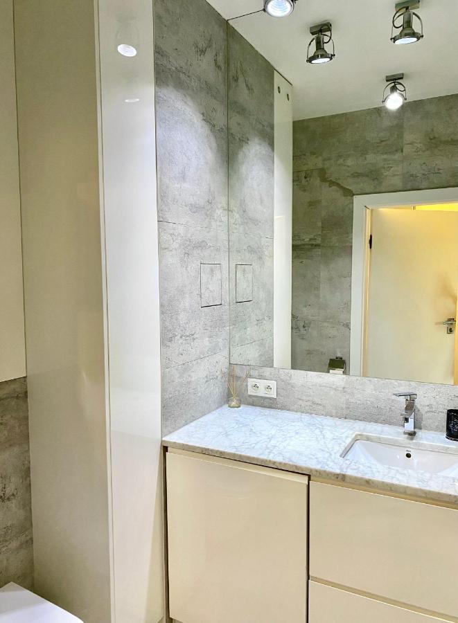 Project Comfort Apartament Zeromskiego 1/7 Metro Slodowiec Varsovie Extérieur photo